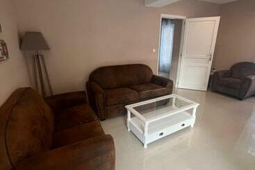 بنسيون Chateau De Nolet