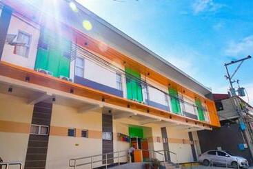 Vandrarhem Downtown Suites Cdo