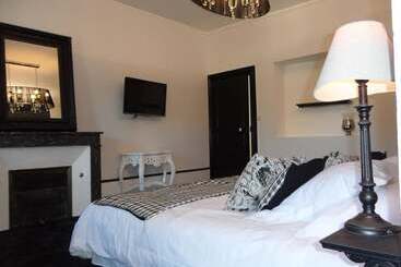 مبيت وإفطار Chateau Les 4 Saisons