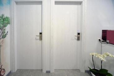 هتل آپارتمان Konak Rooms L Skanderbeg Square