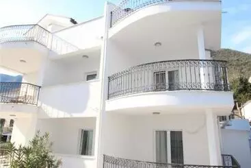 هتل آپارتمان Montemar