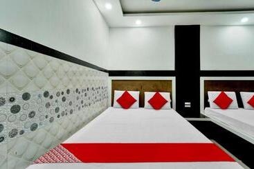 Hotel Flagship Dn Daya Vatika