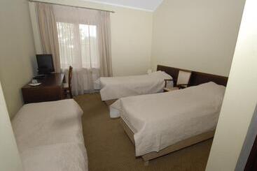 هتل Prie žeimenos