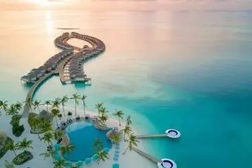 استراحتگاه Kandima Maldives