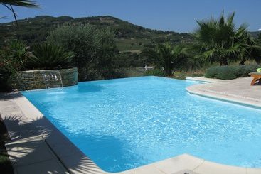 Bed and Breakfast La Cigale Sous L Olivier