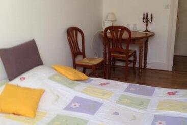 مبيت وإفطار L'arche Des Chapeliers