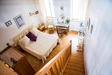 민박 L'arche Des Chapeliers