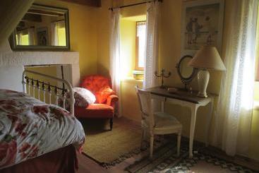 Runduic Farmhouse Bed & Breakfast