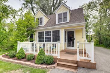 کلبه Steps To Lake Michigan Beach: Gary Vacation Rental