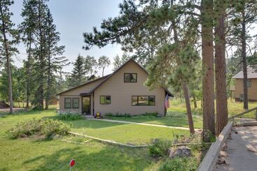 Vakantiehuisje Cozy Lead Cabin W/ Deck < 1 Mi To Ski Slopes!