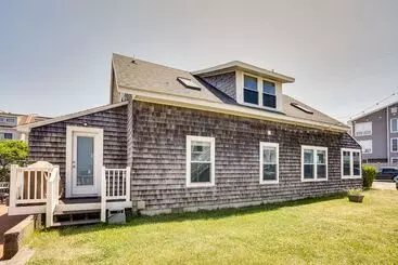 Dewey Beach Cottage Near Ocean   Walk To Beach!