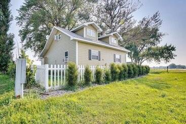 קוטג'' Waterfront Lake Poinsett Retreat W/ Fire Pit!