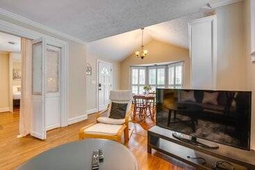 بيت ريفى Chic Atlanta Retreat W/ Patio & Outdoor Dining!