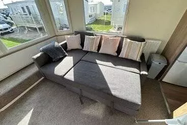 Lovely 2 Bed Lodge In St Osyth