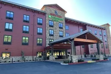 Wyndham Garden Redwood Valley   Ukiah