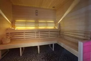 هتل آپارتمان Chalet Des Neiges   La Source Des Arcs