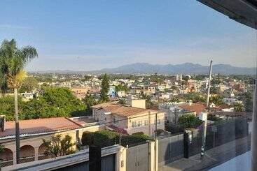 בית מלון כפרי Chinelos Express