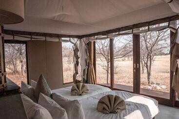 Etosha Oberland Lodge