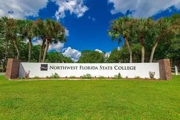 Motelli Budget Inn Valparaiso Niceville Eglinafb