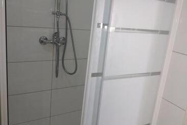 پانسیون Lacus Ocean Guesthouse