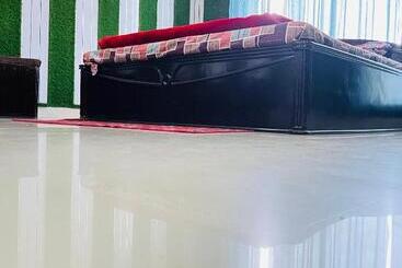 Отель Kalash Garden