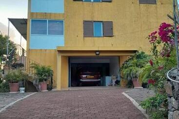 پانسیون Hébergement Le Tammier