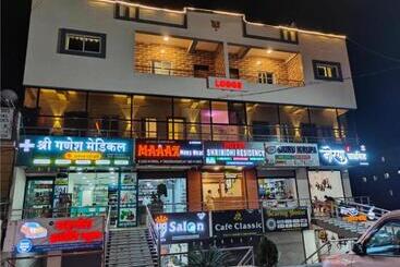 בית מלון כפרי Shrinidhi Residency Pune