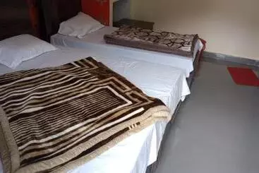 モーテル Sati Tourist Lodge