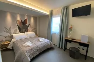 ベッドアンドブレックファースト Etna Stone