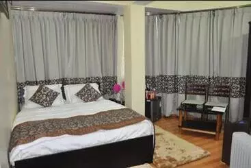 Hotel Kingston