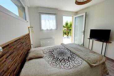 민박 La Sève De L Olivier