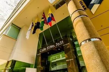 Hotel Titanium Plaza