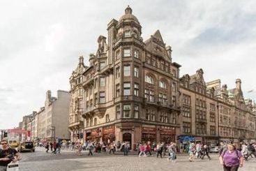 Royal Mile Mansions Apartment