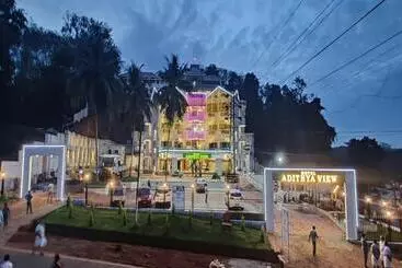 ホテル Adithya View
