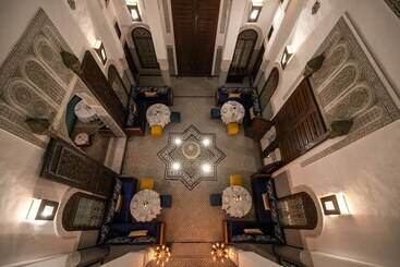 酒店 Riad Fes Ziyat & Spa