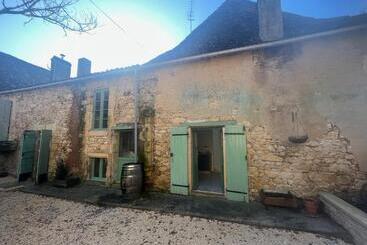 פנסיון 1 Rue Pasquet Pool Suite With Kitchen