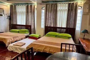 ペンション Marikina 32 Sqm Studio For Transients W Wifi 40 Inch Tv Parking