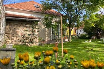 펜션 Hatablak Köveskál