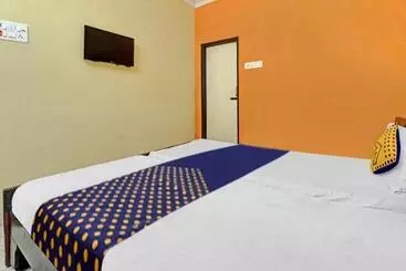 Spot On Hotel Tirumala Lodge