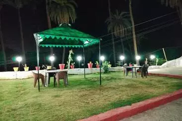 Laxmanji Villas