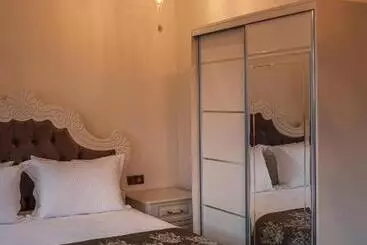 Hotel ömer çakiroğlu Konağı