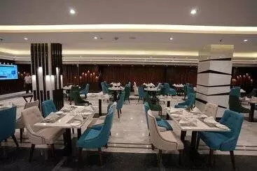 ホテル The Royal Bihar