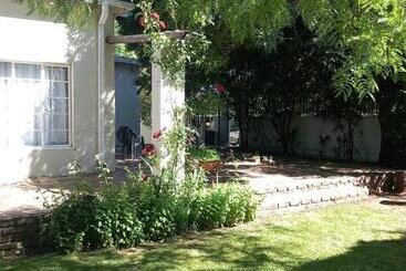 ペンション 7 On Grey Guesthouse