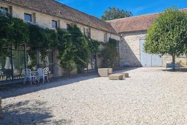 פנסיון Duplex De 2 Grandes Chambres Avec Salon Et Terrasse Privés