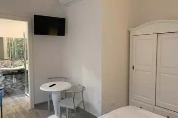 Majatalo Domus Dotta New