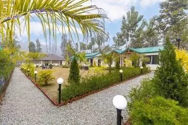 Hotel Goroomgo Mid Forest House Kalaguri