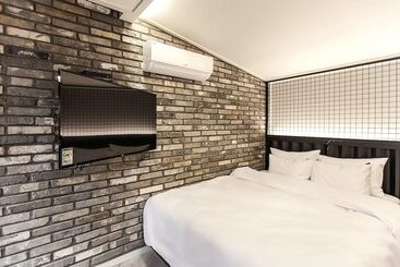 Motel Daegu Dongseongro Yaja Daegu Seomun Market Branch