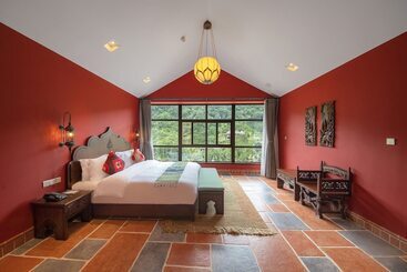 Hotel Jinggu Mangka Xikang Yunshe