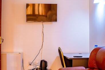 Hotel Mbeya Paradise Inn