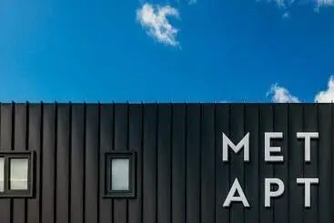 Met Apartments